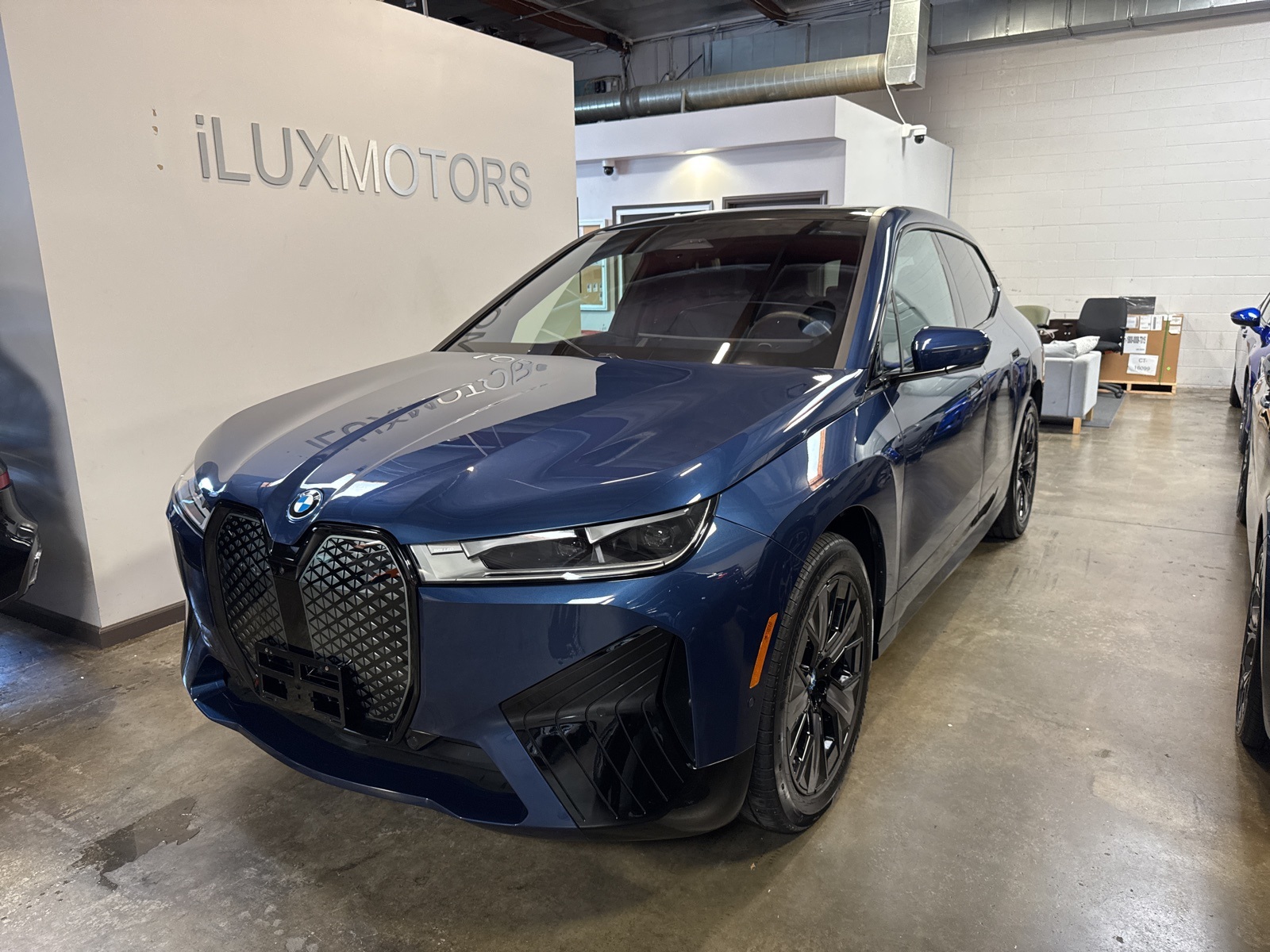 2025 BMW iX 50's photo