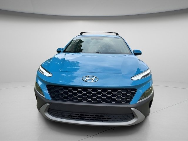 2022 Hyundai Kona SEL photo 2