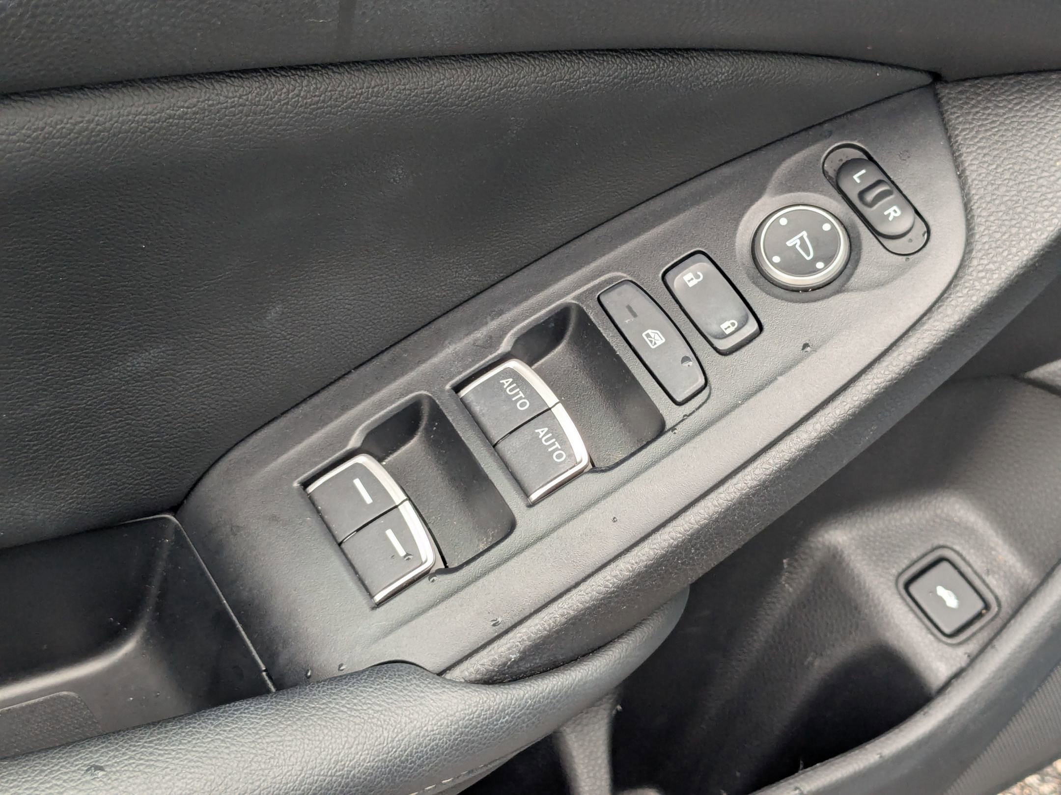 2022 Honda Accord Sport 2.0T photo 12