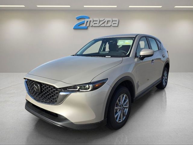 2025 Mazda CX-5 S's photo