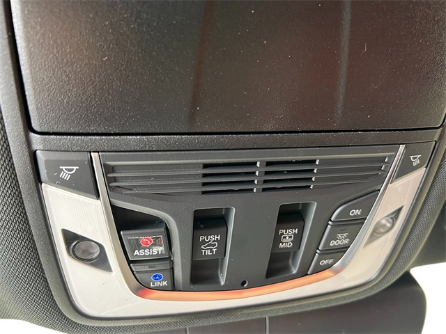 2025 Acura RDX A-Spec photo 18
