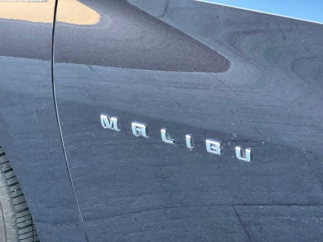 2023 Chevrolet Malibu 1LT photo 4