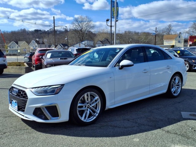 2023 Audi A4 Quattro Premium Plus S line photo 5