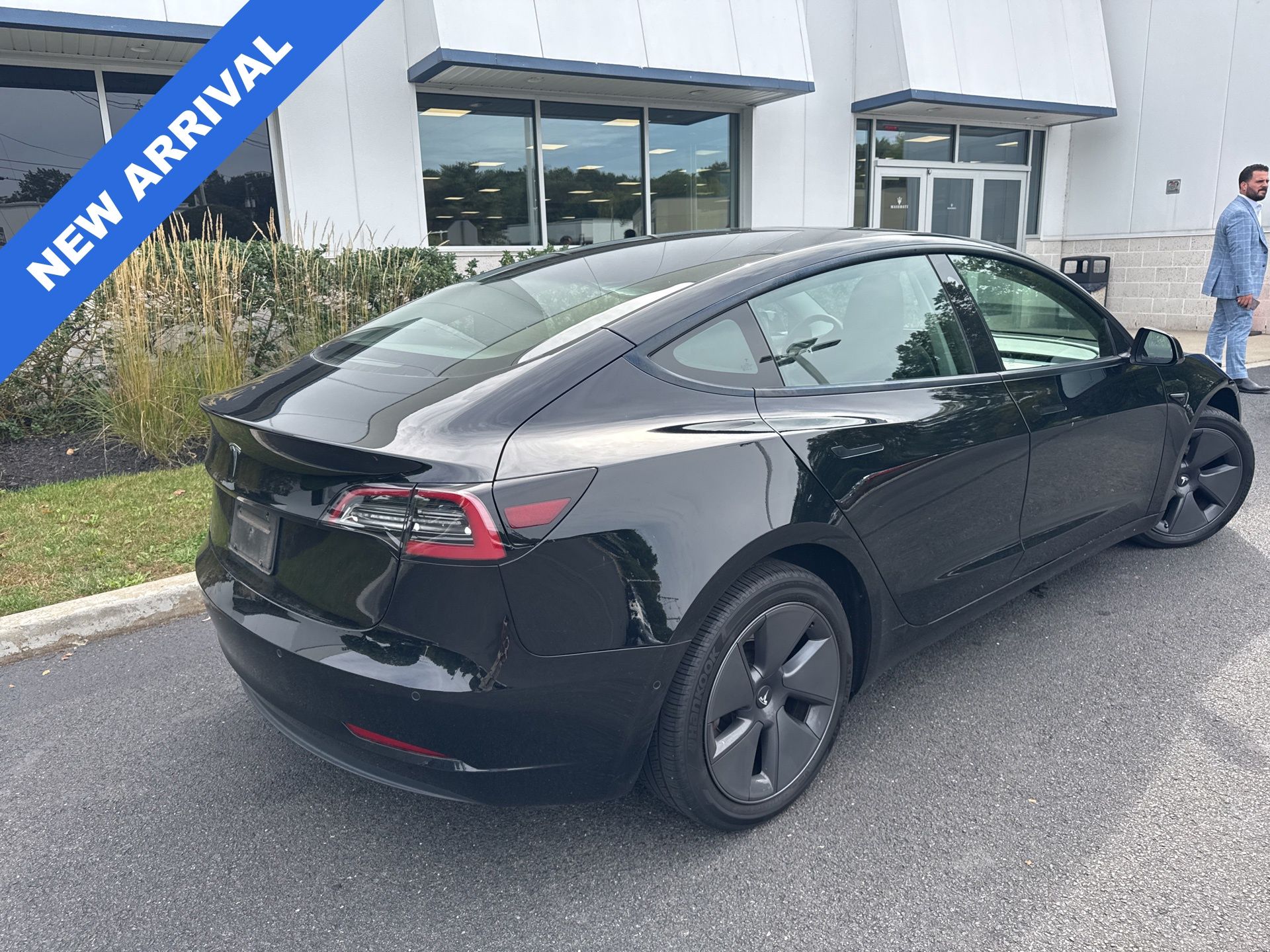 2022 Tesla Model 3 photo 2