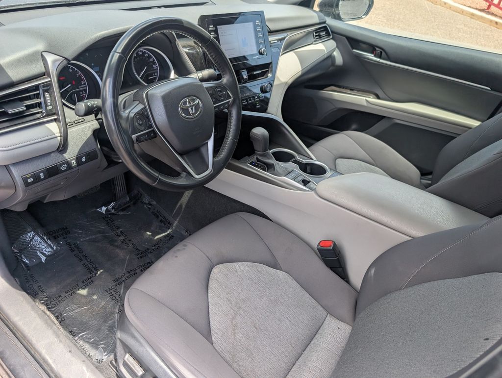 2023 Toyota Camry LE photo 10