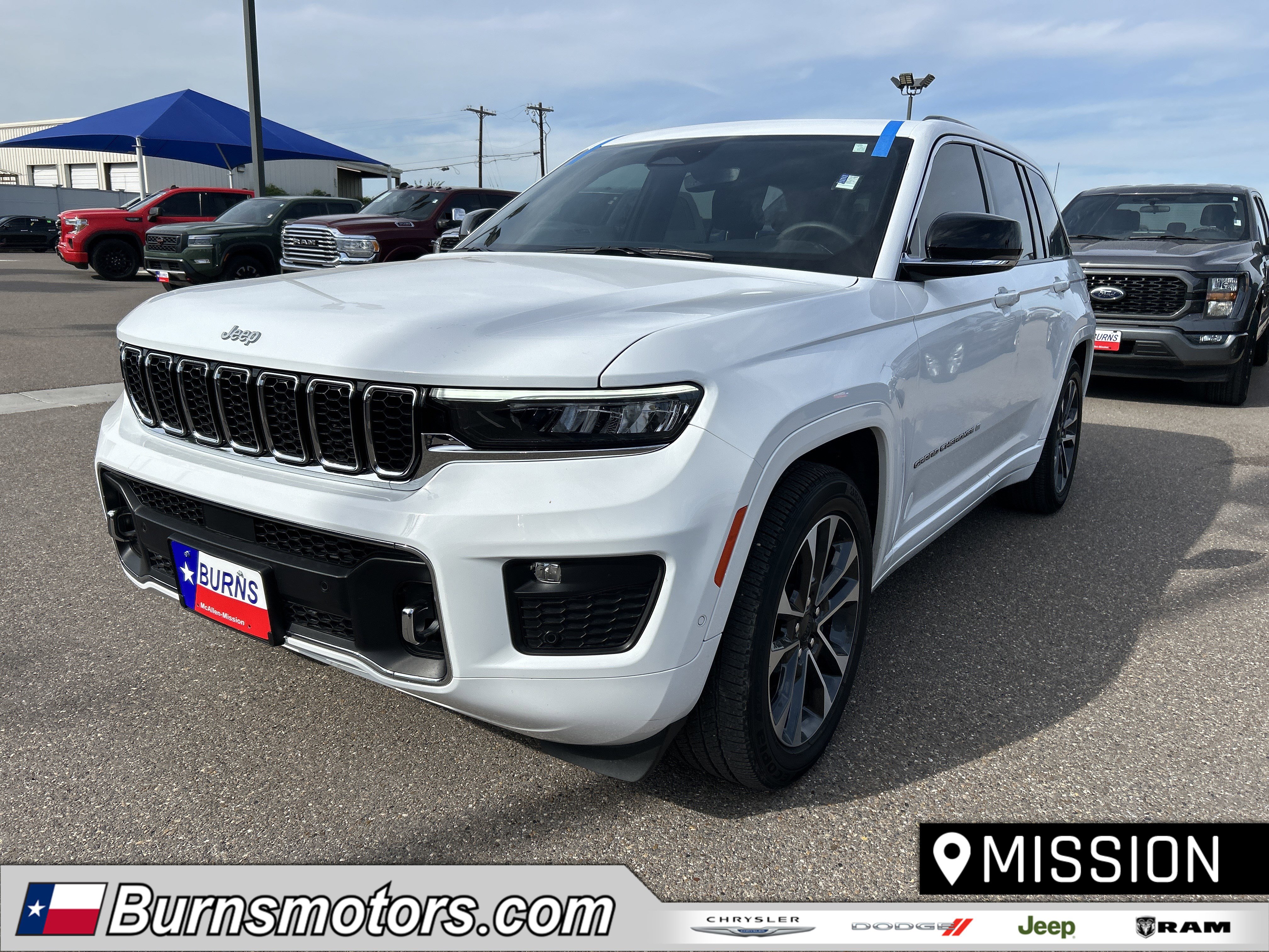2025 Jeep Grand Cherokee Overland's photo