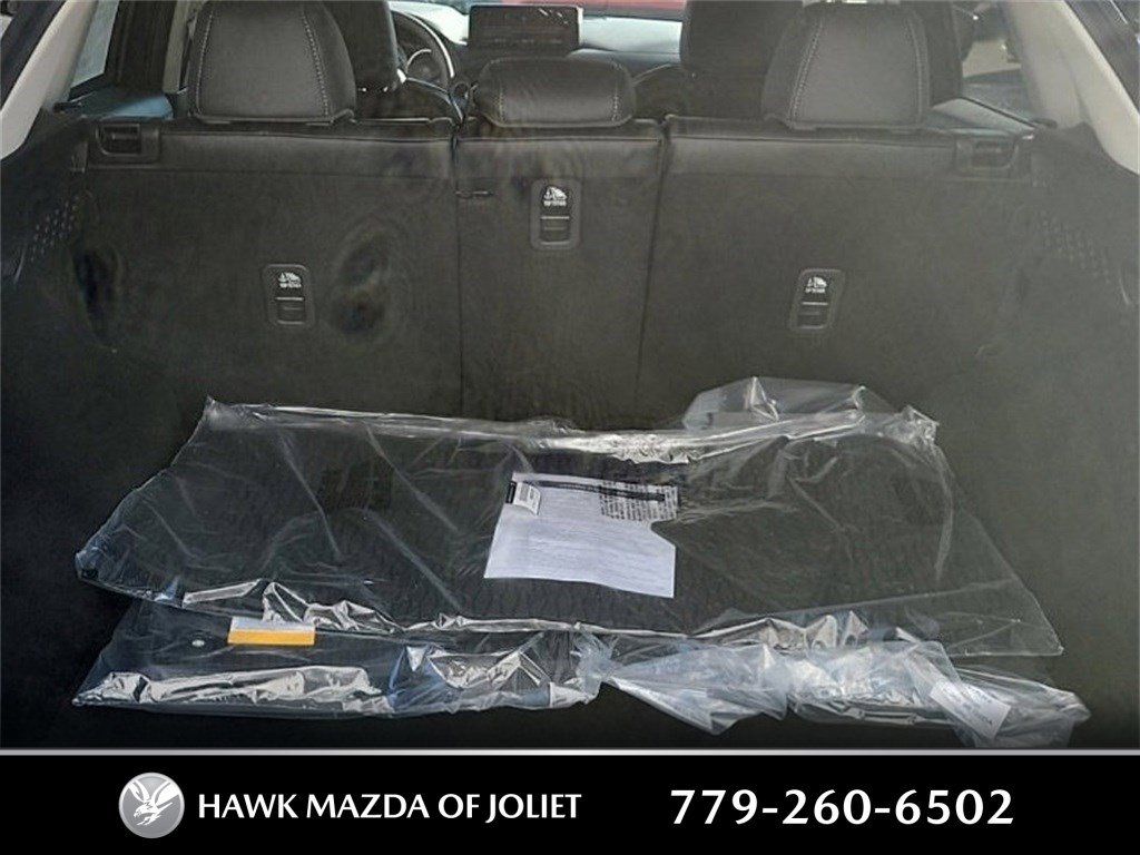 2025 MAZDA CX-5 - Image 17