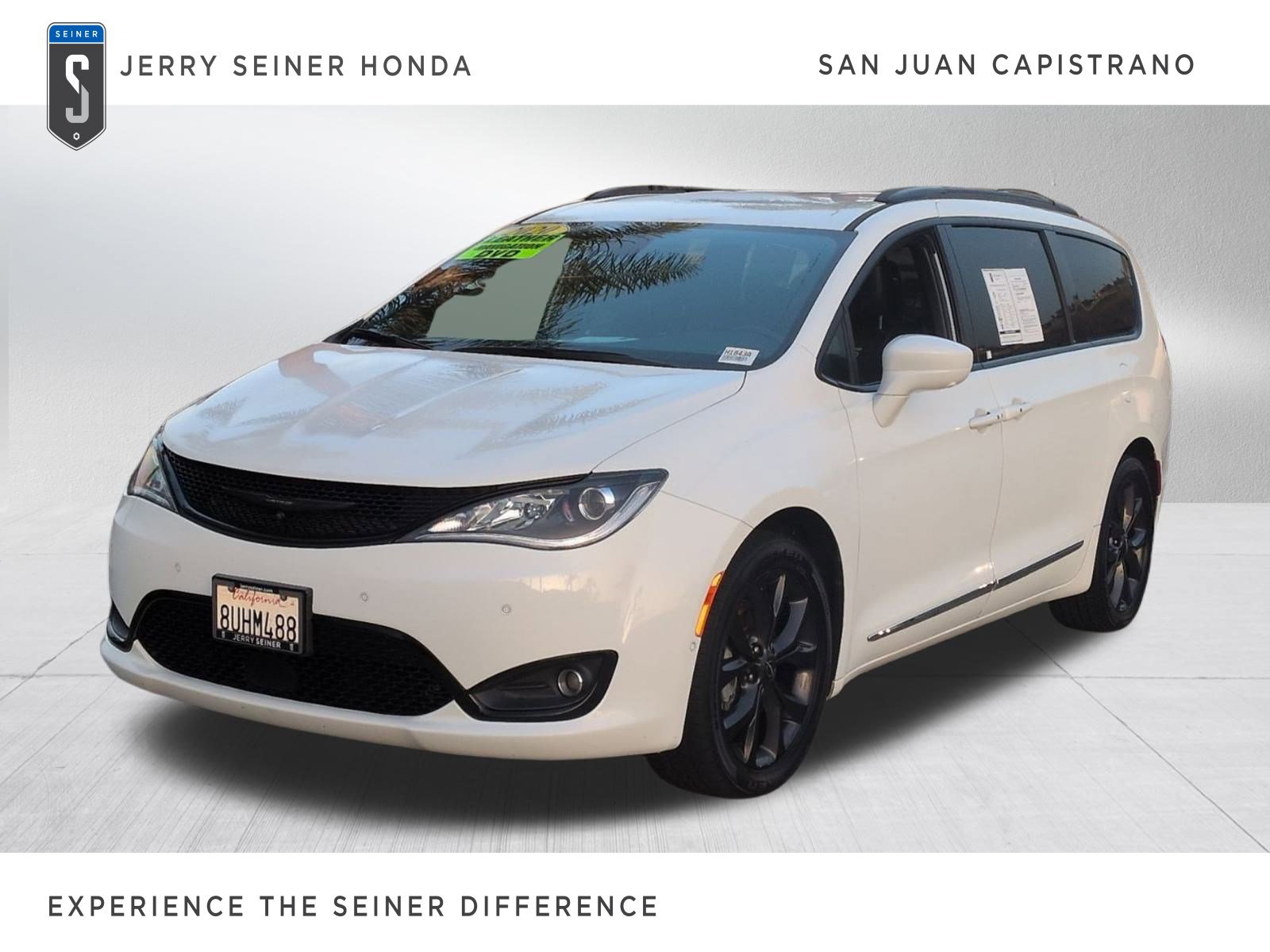 2020 Chrysler Pacifica Touring L Plus's photo