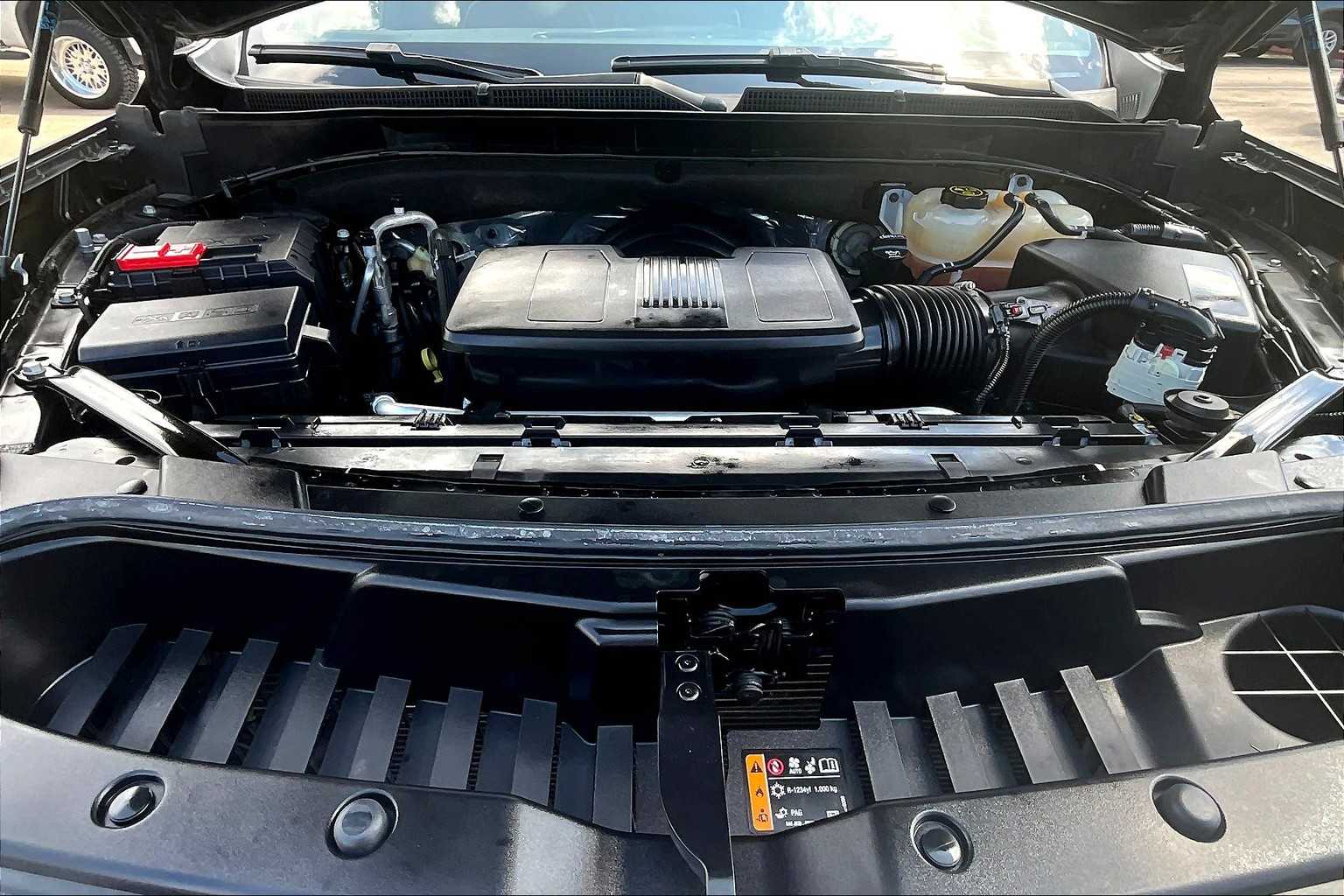 2023 Gmc Yukon SLT photo 29