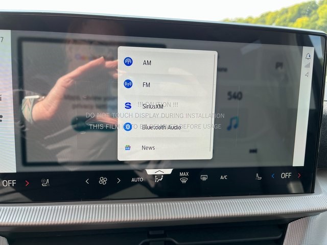 2025 Ford Explorer photo 29