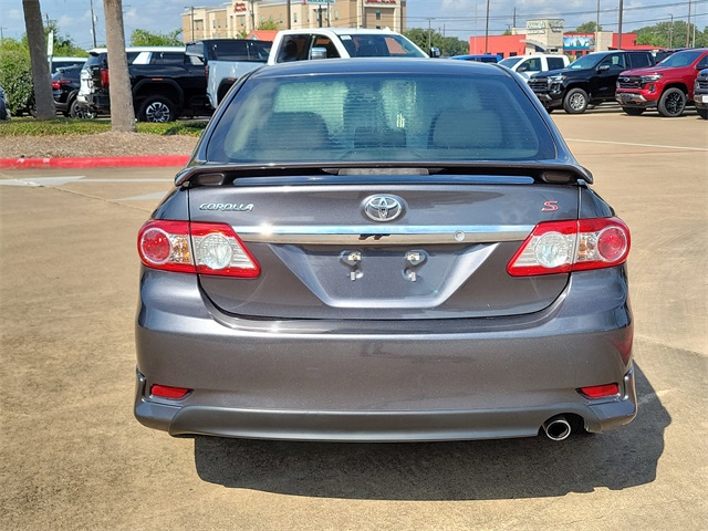 2013 Toyota Corolla S photo 6