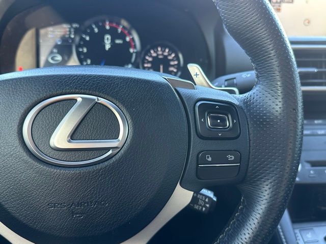 2015 Lexus RC F photo 21