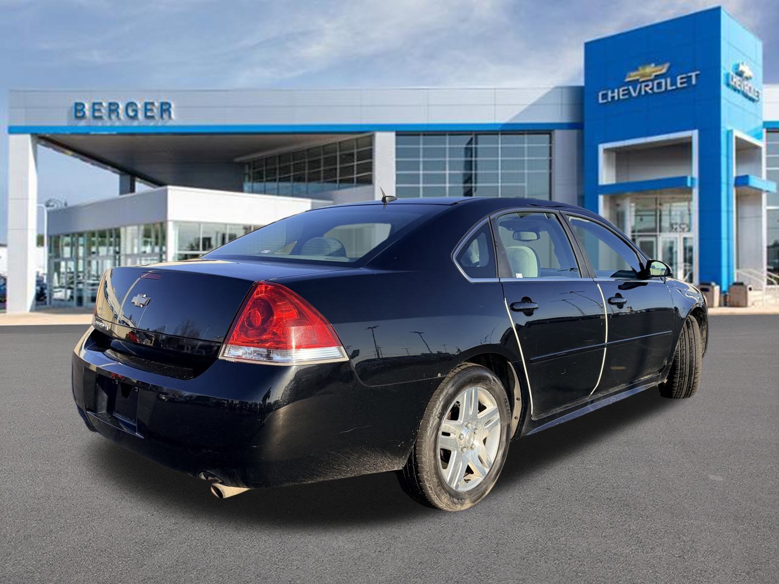 Used 2012 Chevrolet Impala 2FL with VIN 2G1WG5E37C1321427 for sale in Grand Rapids, MI