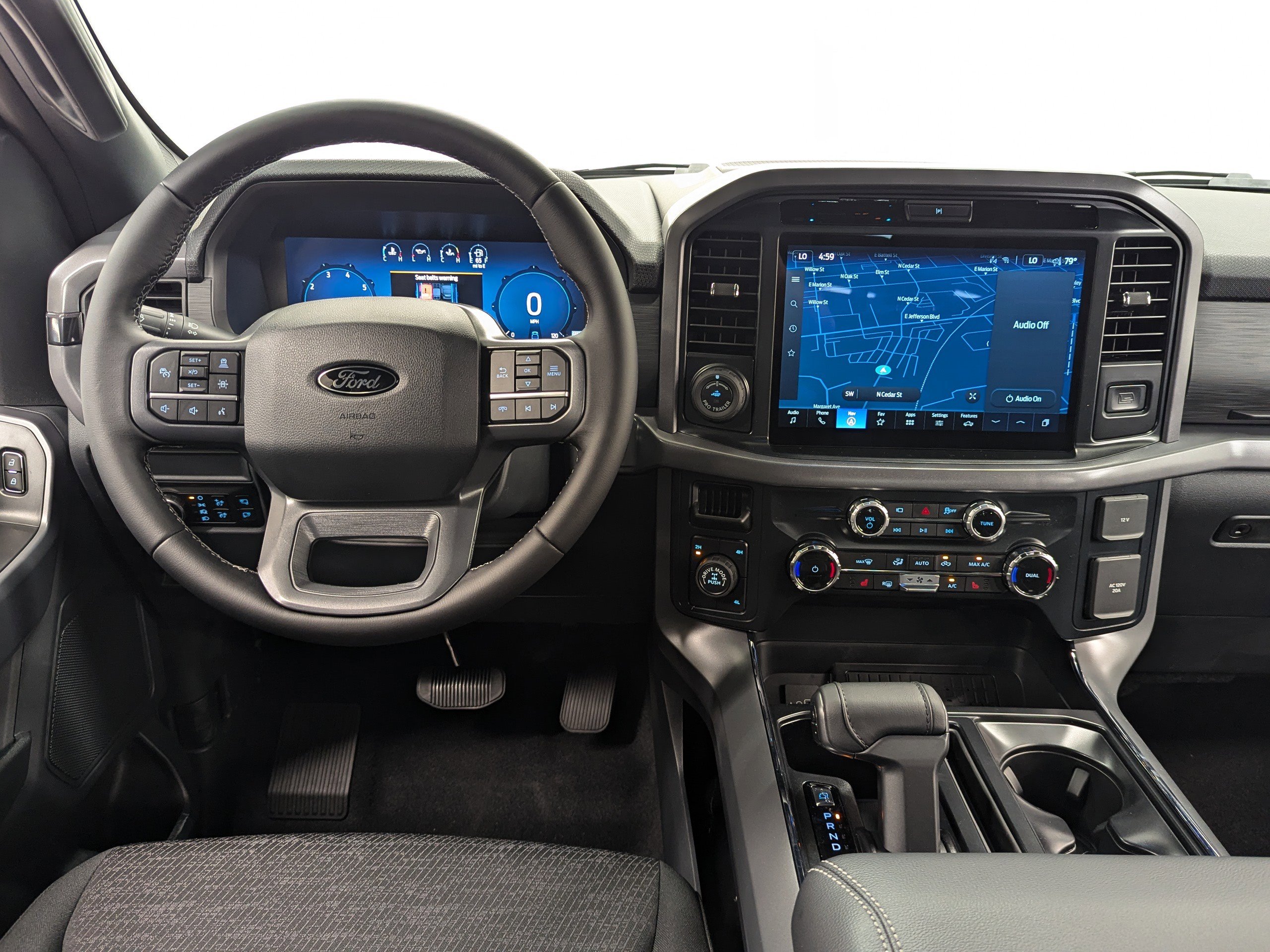 2025 Ford F-150 XLT photo 12