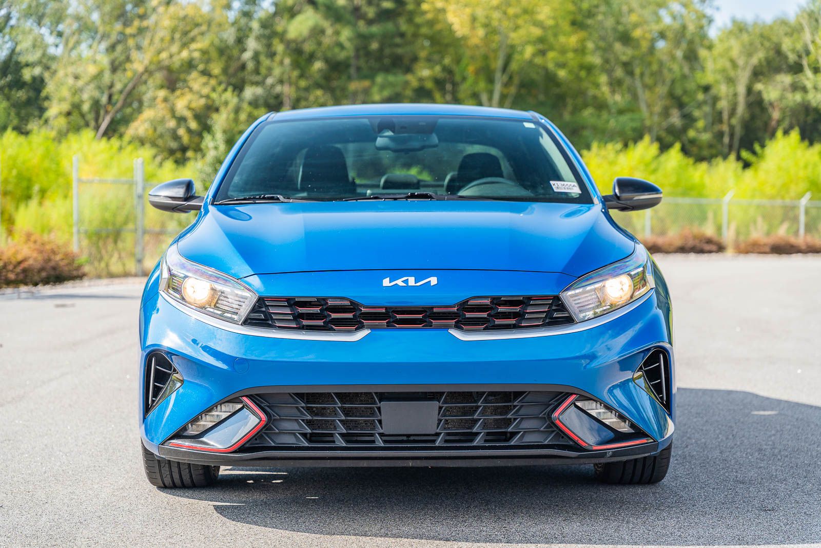 2022 Kia Forte GT-Line photo 2