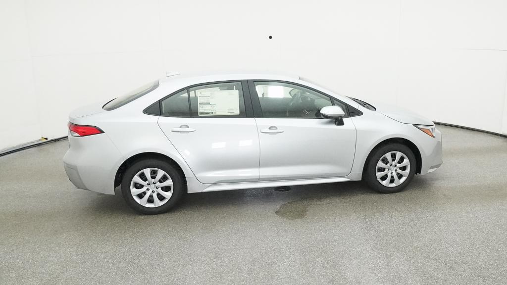 2025 Toyota Corolla Hybrid LE photo 25