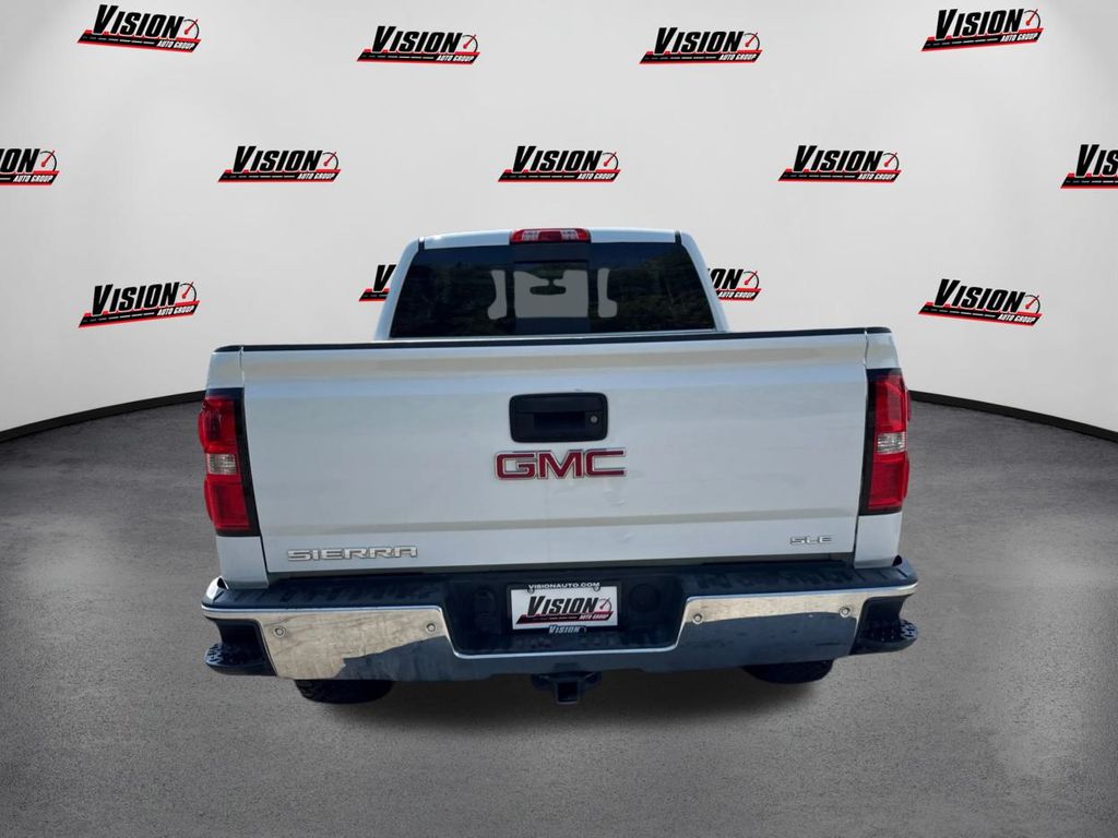 2018 Gmc Sierra 1500 SLE photo 4
