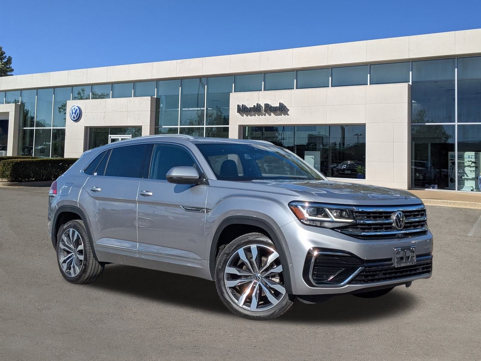 2022 Volkswagen Atlas Cross Sport SEL Premium R-Line