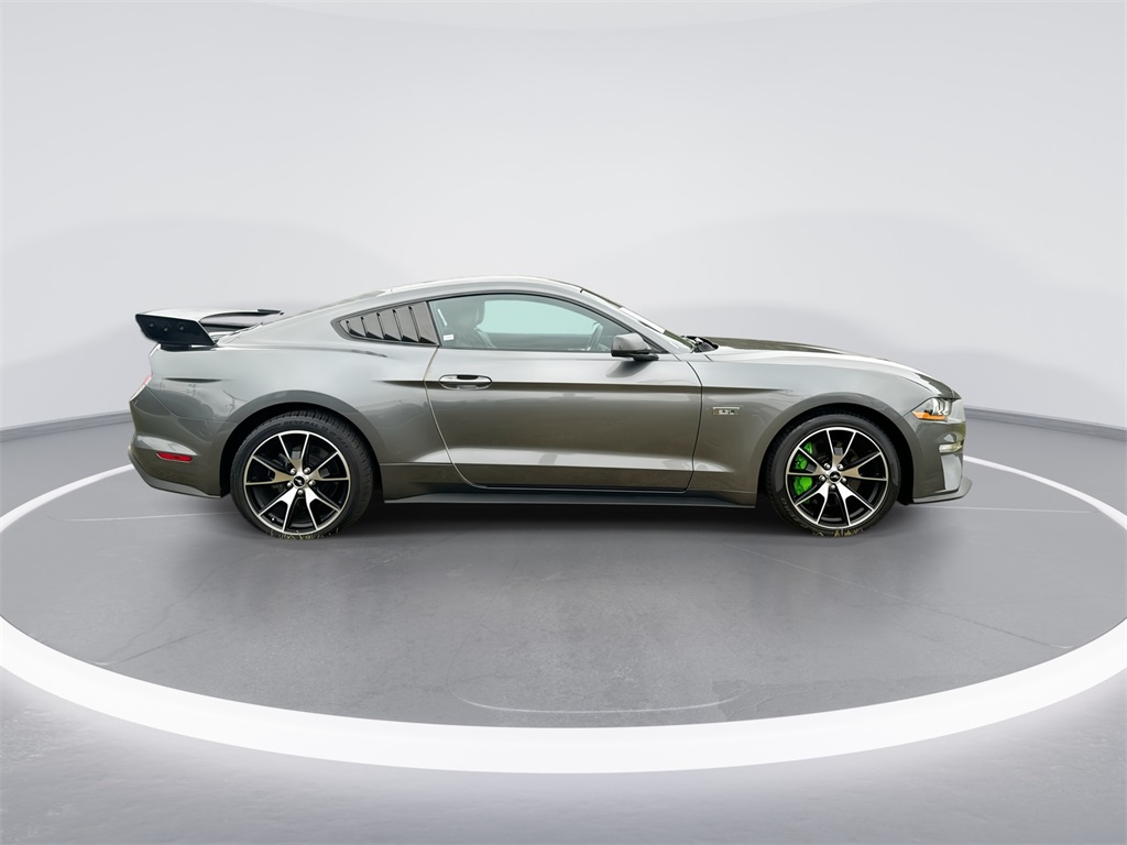 2021 Ford Mustang EcoBoost Premium photo 9