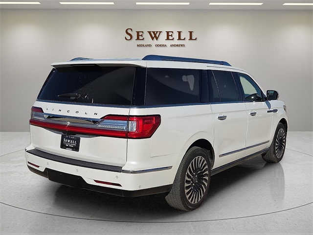 2019 Lincoln Navigator Black Label photo 4
