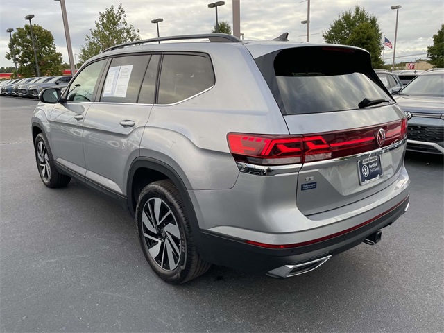 2024 Volkswagen Atlas SE Technology photo 4
