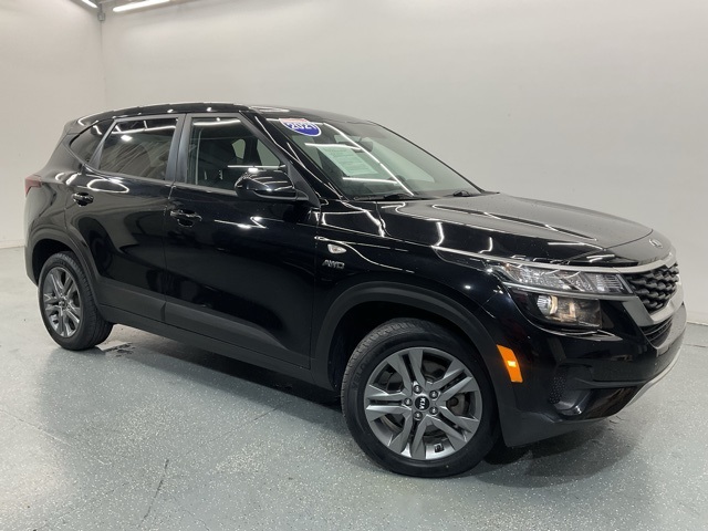 Used 2021 Kia Seltos LX with VIN KNDEPCAAXM7119570 for sale in Middlesboro, KY