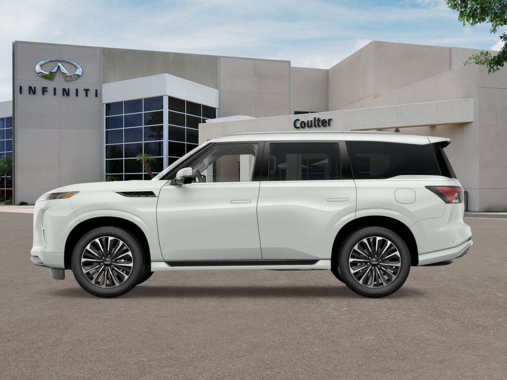 2026 Infiniti QX80 Luxe photo 5