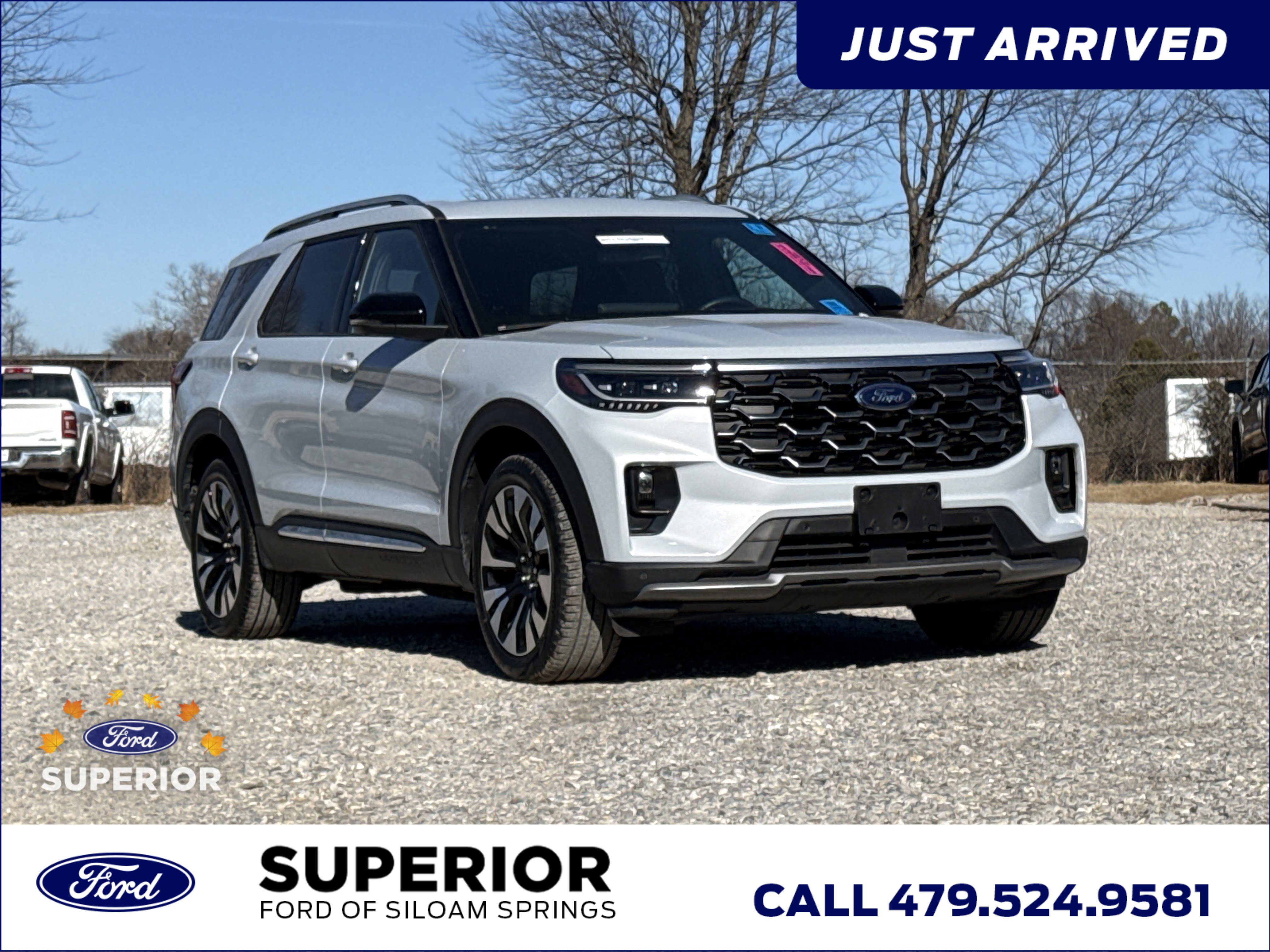 2025 Ford Explorer Platinum's photo