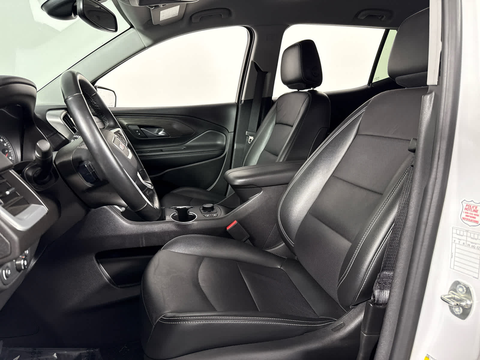 2024 Gmc Terrain SLT photo 9
