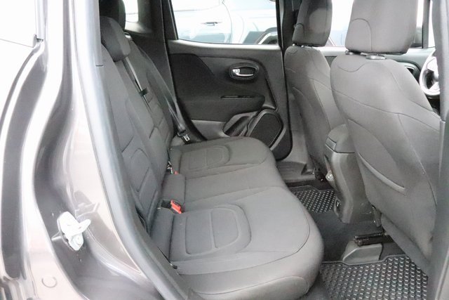 2021 Jeep Renegade Latitude photo 15