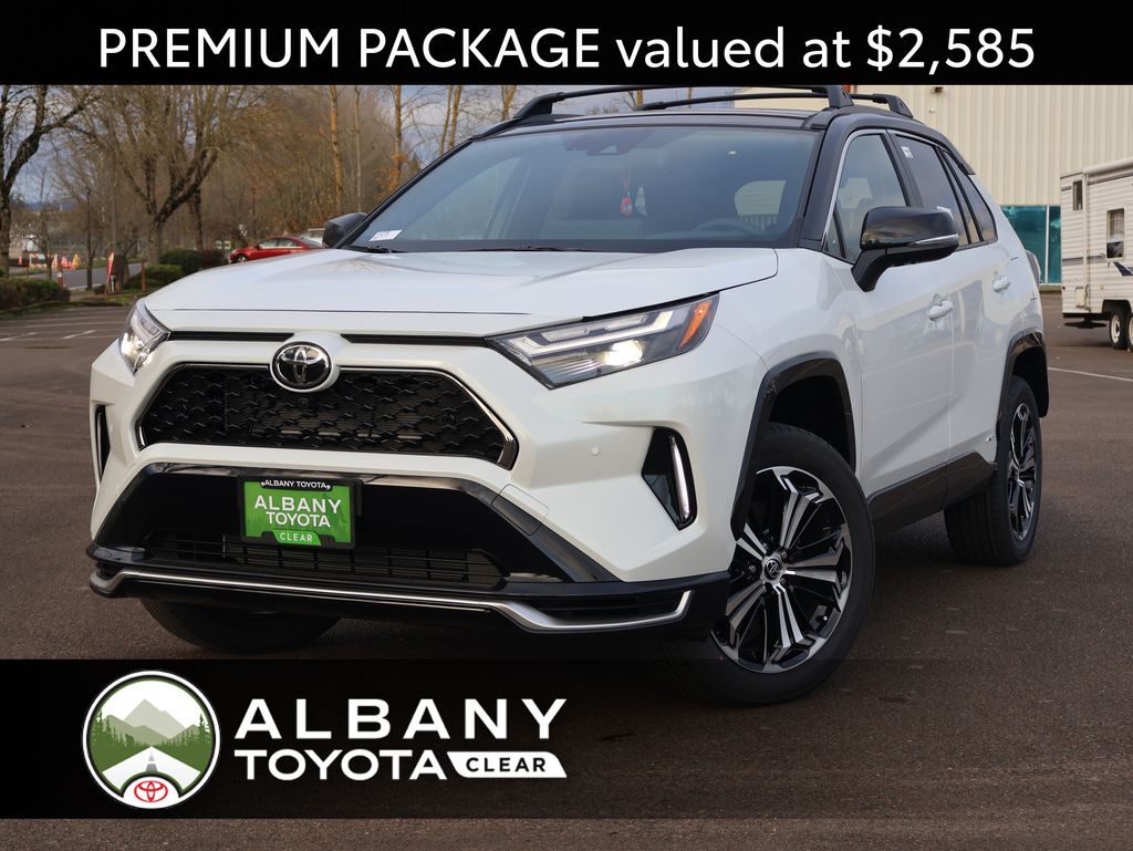 2025 Toyota RAV4 XSE's photo