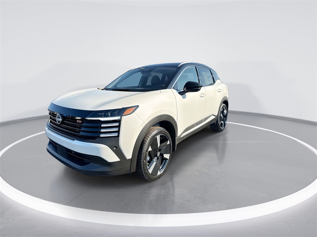 2025 Nissan Kicks SR photo 3