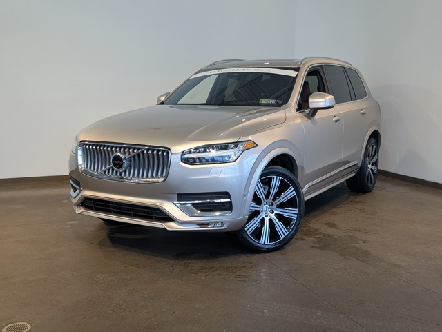 2024 Volvo XC90 Ultimate's photo