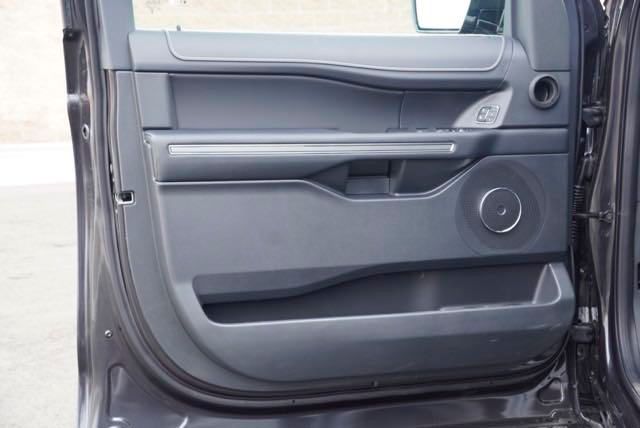 2024 Ford Expedition XLT photo 25