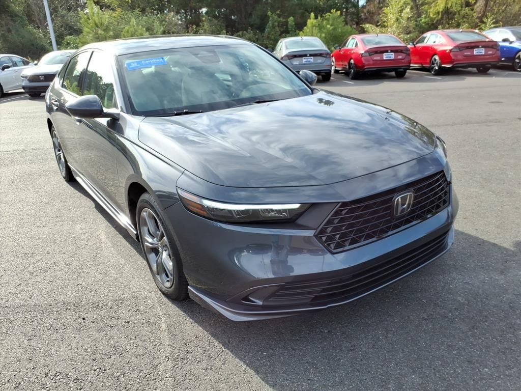 2024 Honda Accord EX's photo