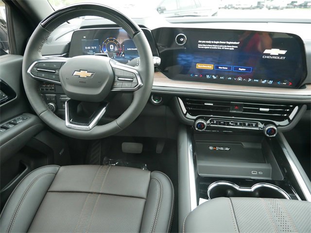 2026 Chevrolet Suburban High Country photo 20