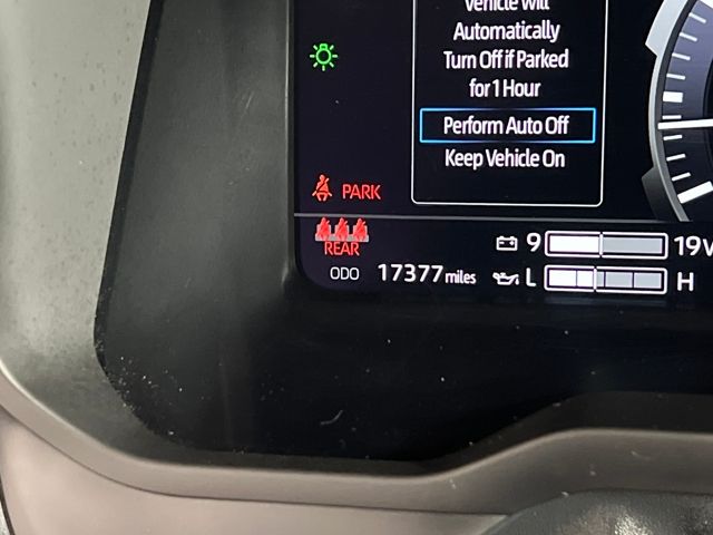 2024 Toyota Tundra Platinum photo 3