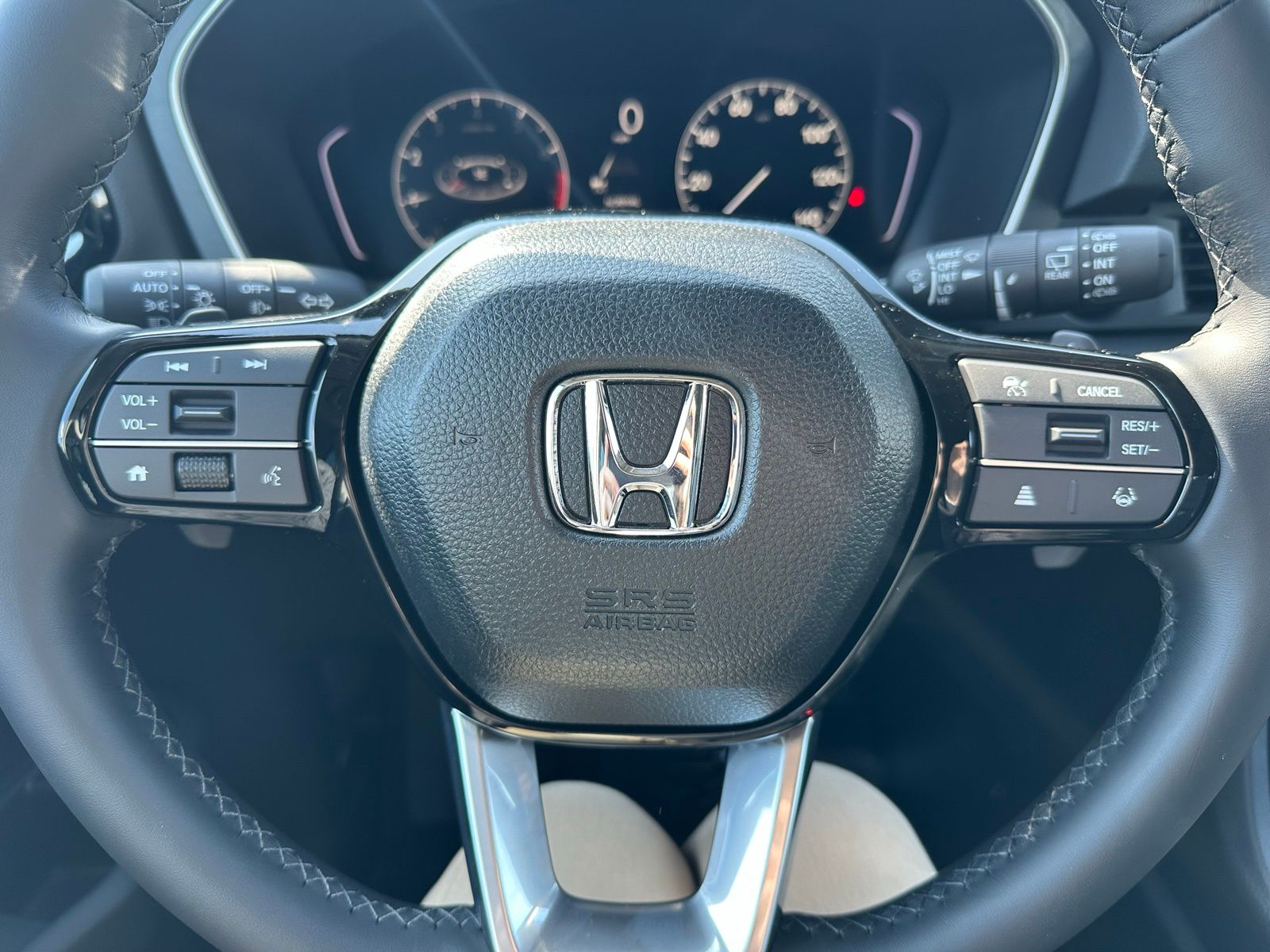2025 Honda Pilot Touring photo 11