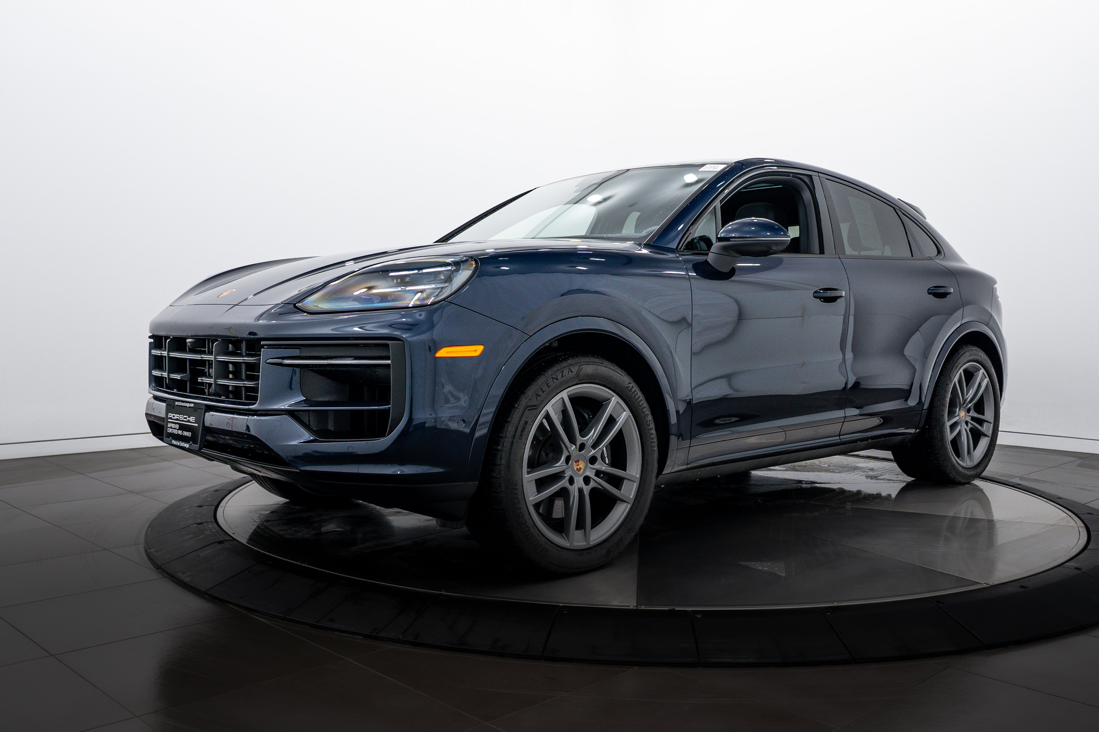 2025 Porsche Cayenne Coup Base