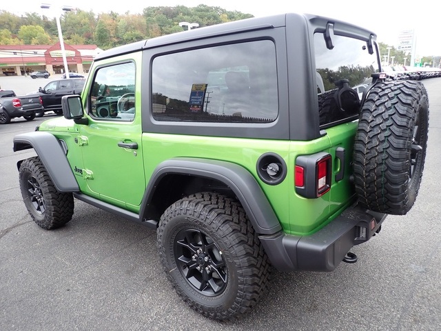 2025 Jeep Wrangler Willys photo 3