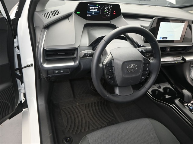 2024 Toyota Prius Limited photo 4