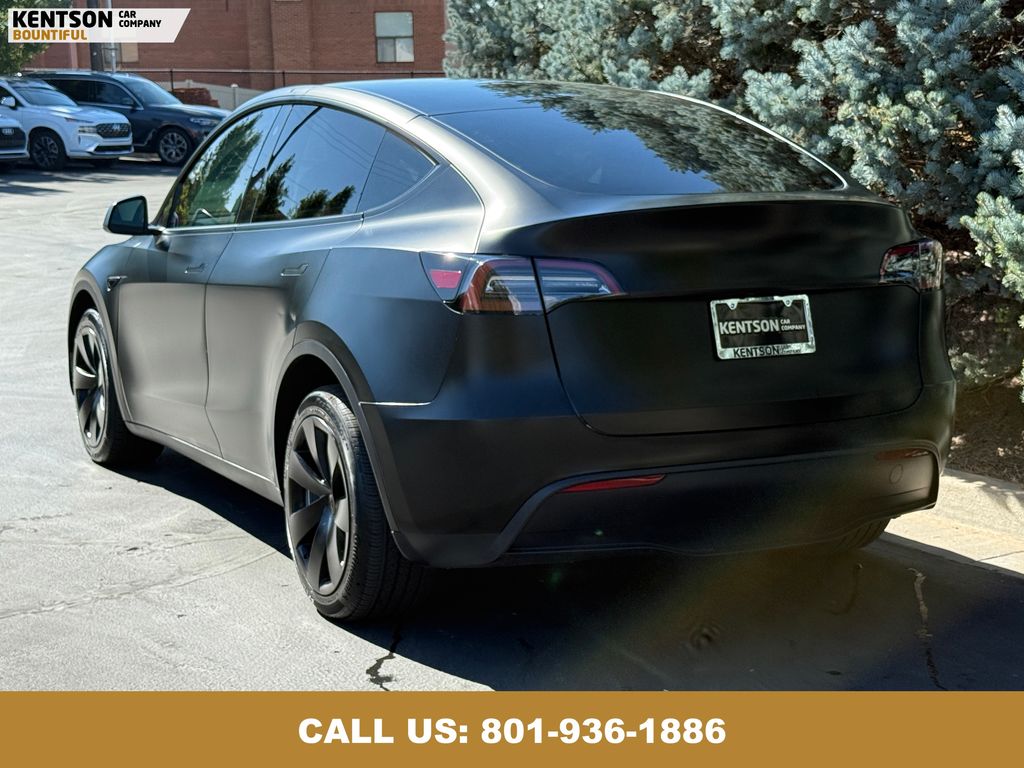 2023 Tesla Model Y Long Range photo 5
