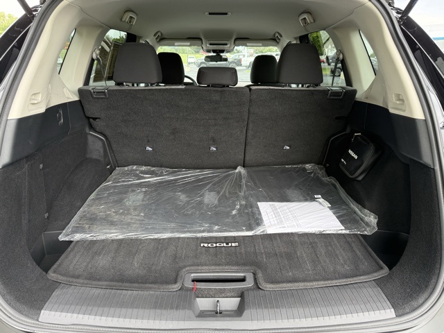 2021 Nissan Rogue S photo 13