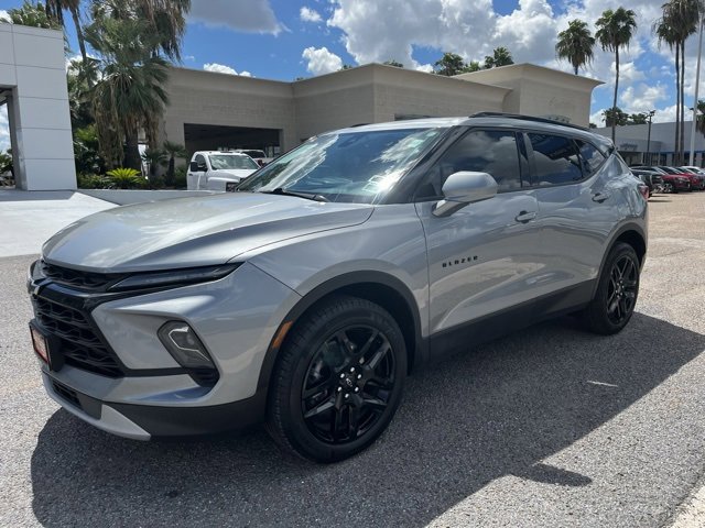 2023 Chevrolet Blazer 2LT photo 3