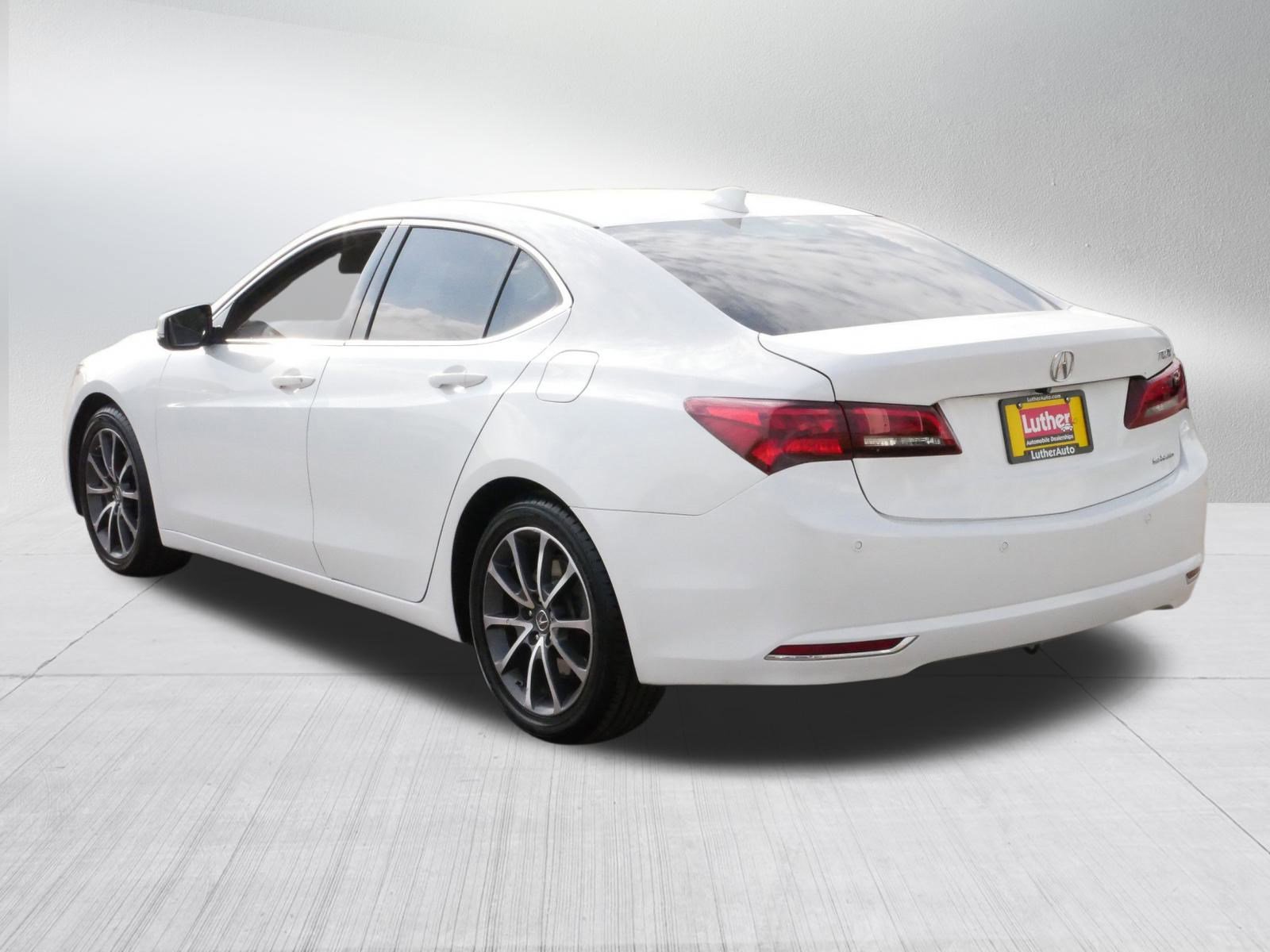 2015 Acura TLX SH-AWD Advance photo 5