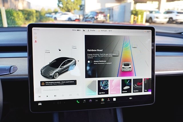 Used 2022 Gray Tesla Long Range image 28