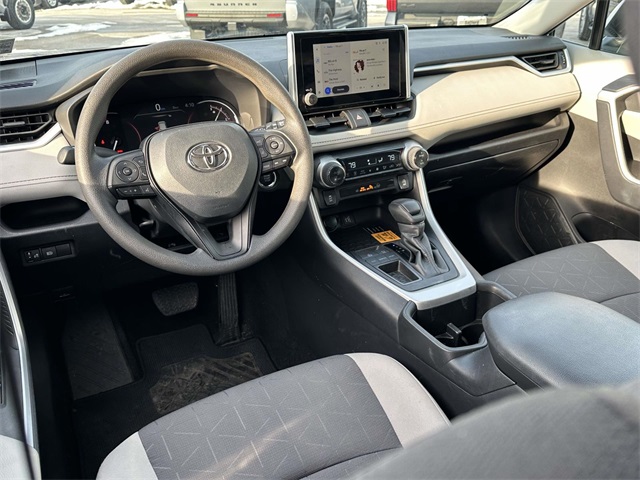 Used 2024 Toyota RAV4 XLE with VIN 2T3W1RFV6RC289684 for sale in Kansas City