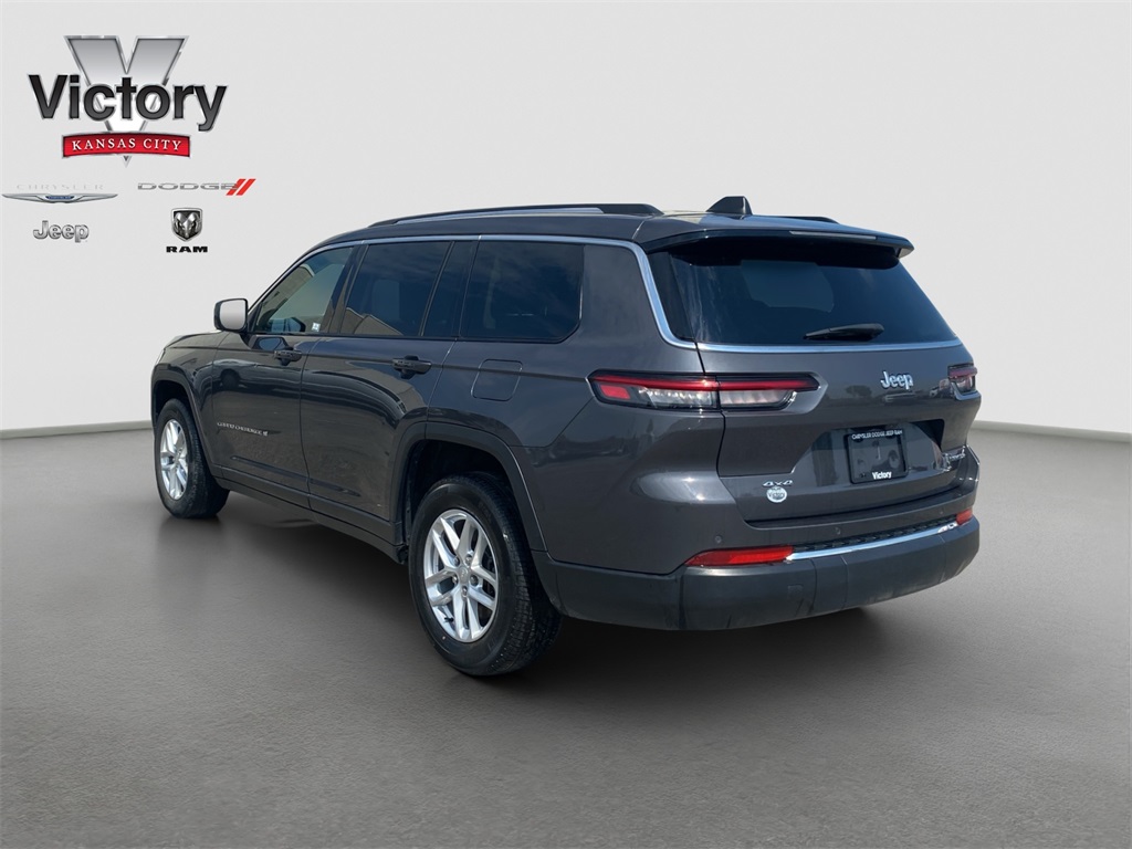 2023 Jeep Grand Cherokee Laredo photo 4