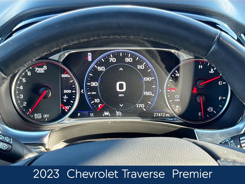 2023 Chevrolet Traverse Premier photo 2