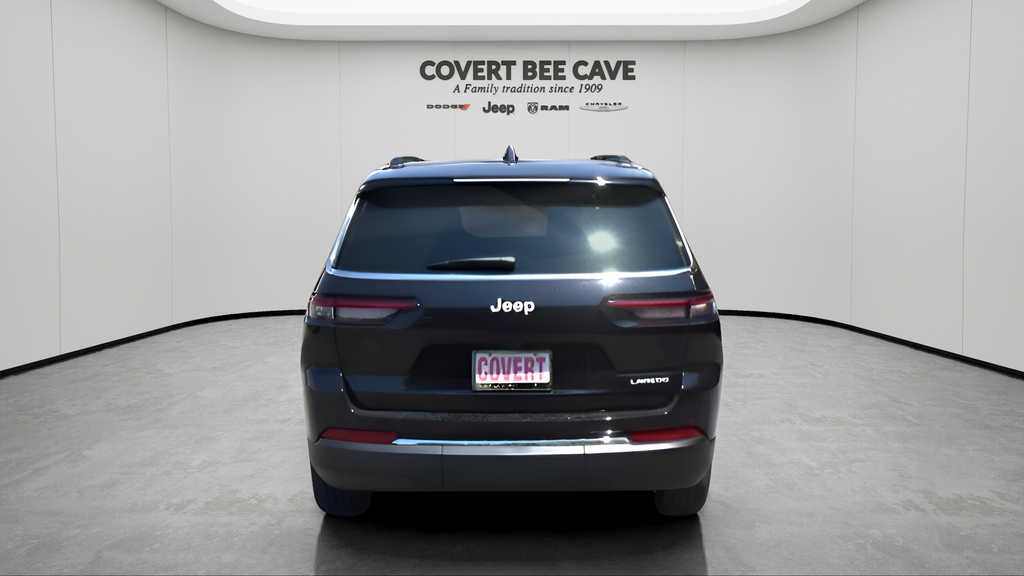 2025 Jeep Grand Cherokee Laredo photo 3